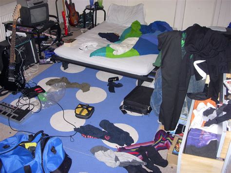 Teenagers With Smelly Bedrooms Could Be Losing Out On Sleep According To Experts The