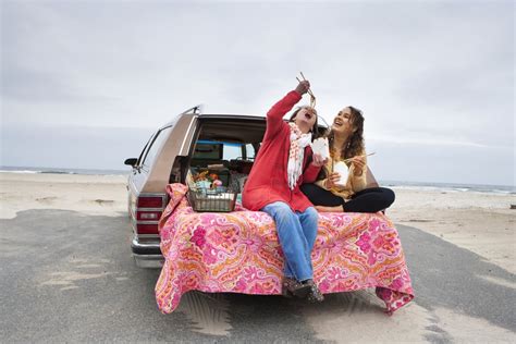 Pack A Homemade Picnic Fun And Romantic Car Date Ideas For Valentine