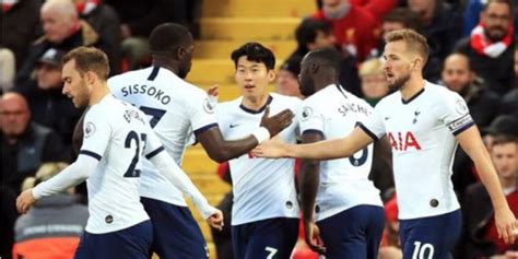 تتويج ليفربول بالدورى الانجليزى لموسم 2019/2020 ضمن ليفربول بالامس 25/6/2020 التتويج بلقب الدورى لموسم 2019/2020 وذلك بعد ان خسر. نتيجة مباراة ليفربول ضد توتنهام في الدوري الإنجليزي مع ...
