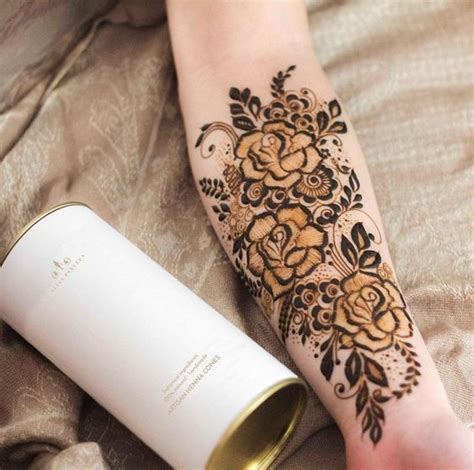 50 Most Attractive Rose Mehndi Designs To Try Wedandbeyond Henna