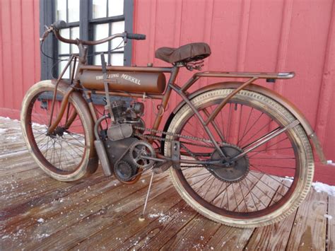 Terry heydt wanted to build a motorcycle, not modify one or bolt on some chrome, he wanted to build something from scratch. Boardtrack Racer Replica / Flying Merkel Replica