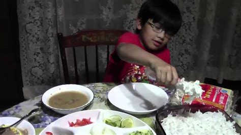Contextual translation of what is daun kesum in chinese? from malay into chinese (simplified). Daun Kesum & Laksa: Exotic Herbs In A Delicious Malaysian ...
