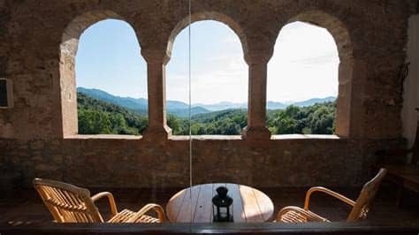 Casas situadas en la urbanitzación pla de bastons d. Turismo rural en La Vall de Bianya » Casa rural El Callís