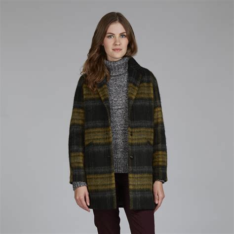 Laura coates says the police killing of a boy, tamir rice, in another ohio city draws less of a cry for punishment than a call to blame the parents in the cincinnati zoo gorilla case. Laura Ashley Wool Mix Check Coat | チェック柄, チェック