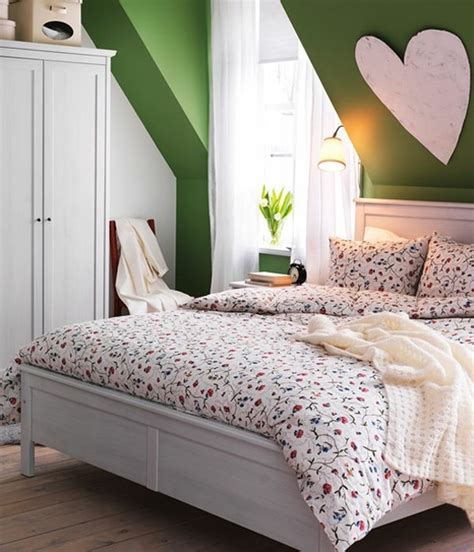 Créez la chambre à coucher dont vous rêvez sans vous ruiner. Les chambres à coucher Ikea : 48 exemples uniques à explorer