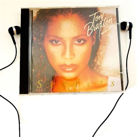 Cd Tony Braxton Secrets 1996 Em São Paulo Clasf Som E Imagem