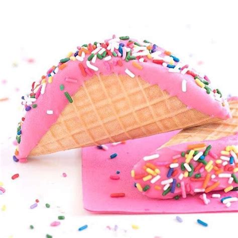 Pink tacos (beat that up) original mix. Pin by Ika on Cute food | Desserts, Cute desserts, Choco taco