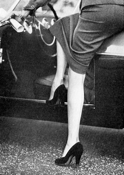 Creditmissing Legs Stockings Vintage