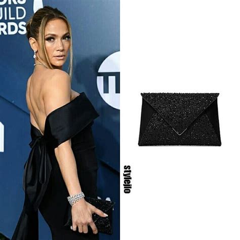 Check out full gallery with 10533 pictures of jennifer lopez. Jennifer Lopez's Closet en Instagram: "19th January, 2020 ...