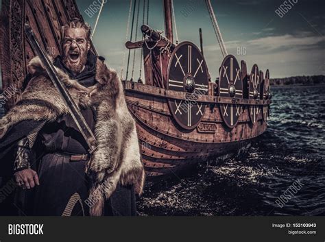 Imagen Y Foto Viking Warrior Prueba Gratis Bigstock
