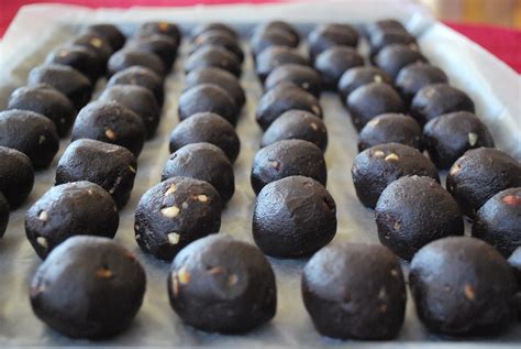 Chocolate Hazelnut Crunch Balls Amee S Savory Dish
