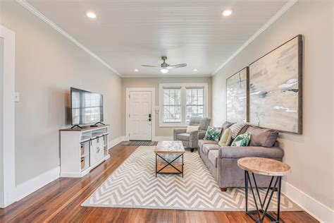 Pet-Friendly Texas Getaway ~ 4 Mi to Moody Gardens - Home Rental in