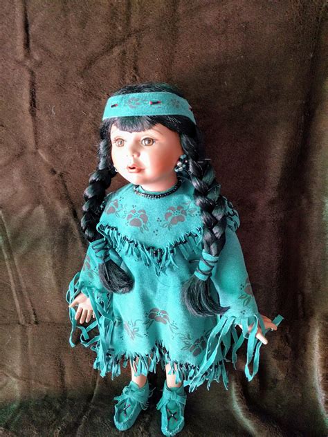 Vintage Native American Porcelain Doll Girl 18 Inc Home