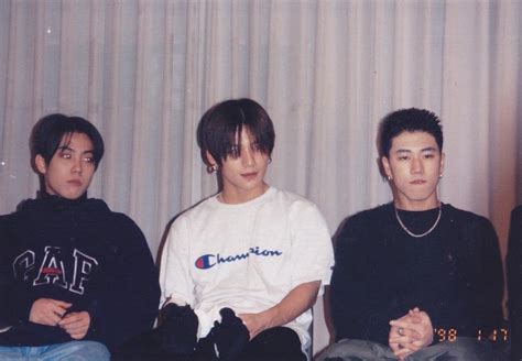 Korean Netizens Are Amazed At How These 90s K Pop Idols Fashion Still