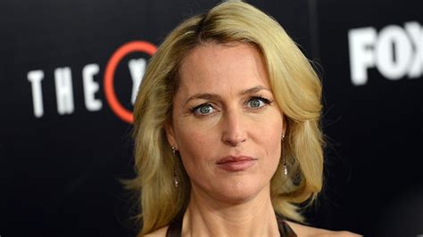 Gillian Anderson Reportedly Joining The Crown Find Out Which Iconic