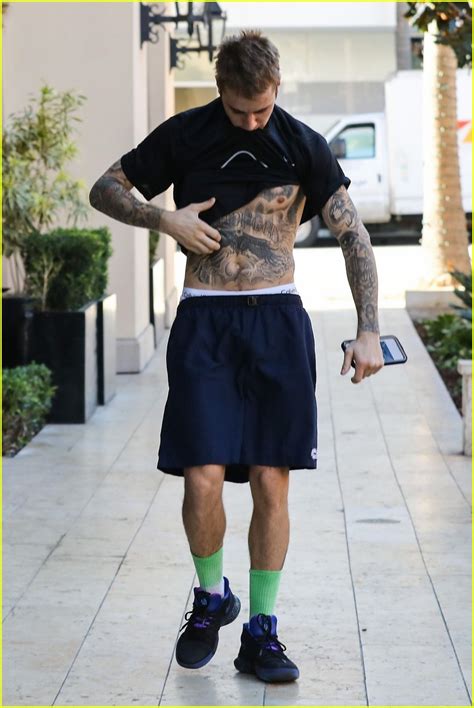 Justin Bieber Goes Shirtless Shows Off Tattooed Torso After Workout Photo Justin