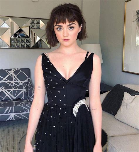I Want To Pin Maisie Williams Down And Fill Her With Cum Scrolller