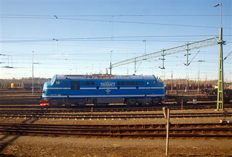 Er wolle die spd aus den umfragetiefs holen, sagte scholz. Die Svensk Tågkraft AB (STAB) TMX 1042, ex DSB MX 1042 ...