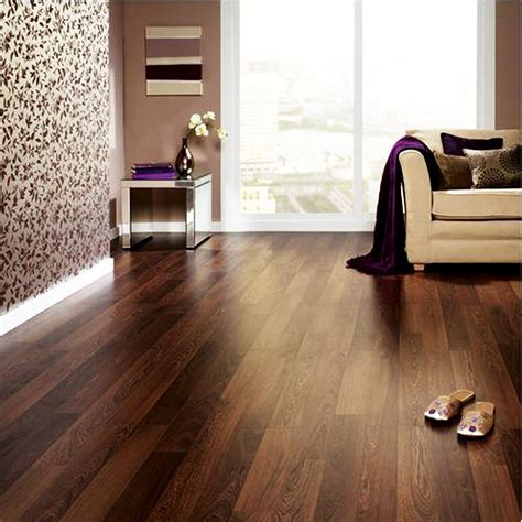 Laminate flooring offers wide range of colors in different finish with extensive warranties. Modern Laminate Flooring | Interior Decorating Idea