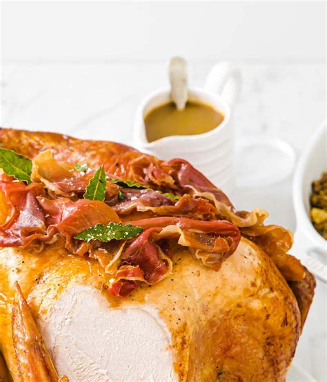 The Best Keto Turkey Gravy – Sugar Free Londoner