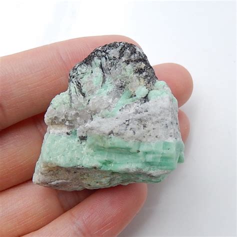 163cts Rare Emerald Gemstone Emerald Specimen Green Emerald B521