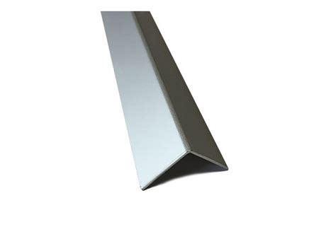 La cornière en pvc gris foncé/anthracite de section 40 x 40 mm est également un élément de décoration intérieure. Cornière Gris Anthracite / Cornieres Pvc Gris Anthracite ...