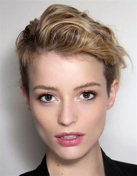 Zoom sur les coiffures à porter aux beaux jours. Coiffure Courte Femme Ete 2019