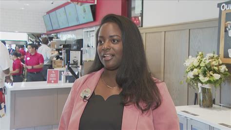 Meet Amber Thomas A Former Chick Fil A Employee Who Became Its First Black Franchise Owner In