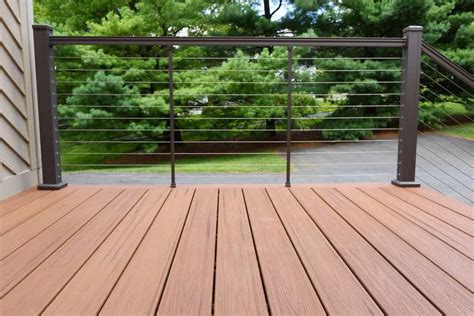 Top 10 Amazing Horizontal Deck Railing Ideas For Your Homes Viapu