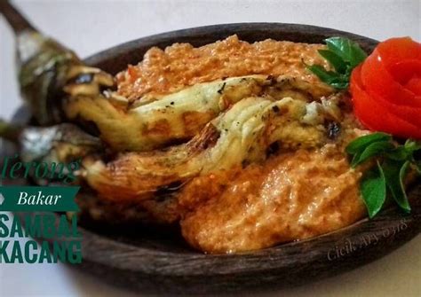 Di video cara membuat siomay berikut ini, chef berbagi langkah demi langkah dari membuat adonan ikan dan bagaimana membentuknya menjadi. Resep Cobek Ikan Bumbu Kacang : Resep Cobek Ikan Bumbu ...