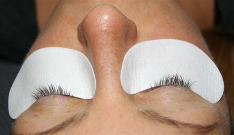 The Eyelashes Extension By Manicure And Pedicure Singapore Salons In Fashion Boutique