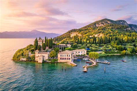 What Lives In Lake Garda 15 Prettiest Towns On Lake Garda Thatll