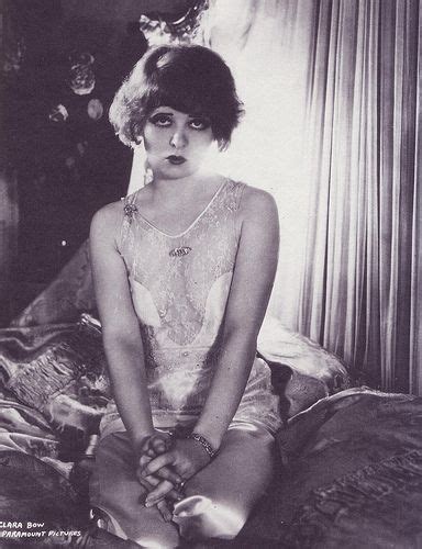 Vintage Glamour Clara Bow In A Stunning Paramount Publicity Shot
