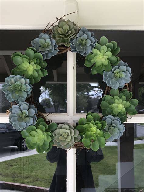 Diy Artificial Succulent Wreath All From Michaels Succulent Wreath