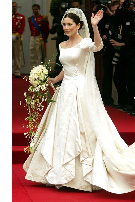 The Most Iconic Royal Wedding Gowns Of All Time Royal Wedding Gowns Royal Wedding Dress