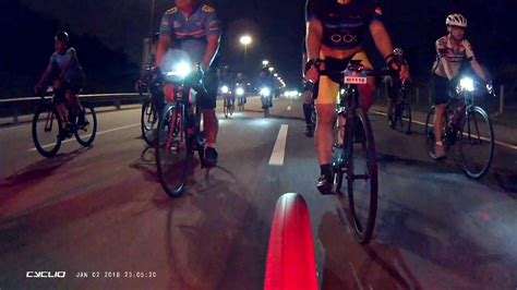 Ampangroadies joining lekas highway night ride 2019 rhb. RHB Lekas Highway Ride - 2019 - YouTube