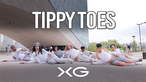 Dance Cover In Public Xg Tippy Toes By Bitchinas Youtube