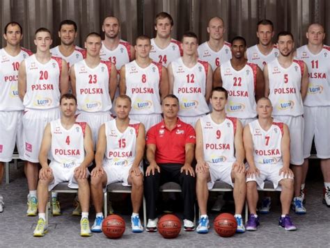 Trener reprezentacji polski koszykarzy mike taylor pracował z hamburg towers od 2018 roku, jego wygasająca w lipcu 2020 umowa nie zostanie przedłużona. Reprezentacja Polski w koszykówce ma nowe stroje