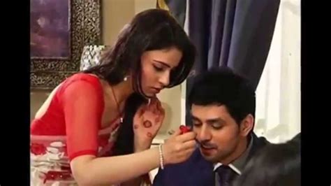 Meri Aashiqui Tumse Hi Ranveer And Ishani Love Scenes During Valentine Youtube