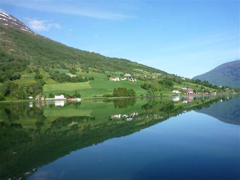 Olden Norway Olden Is A Village And Urban Area In The Mun Flickr