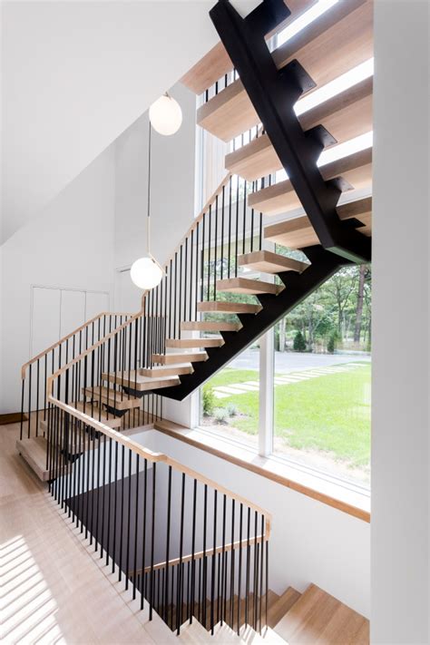 Modern Floating Stair With Pencil Rail East Hampton Ny Modern