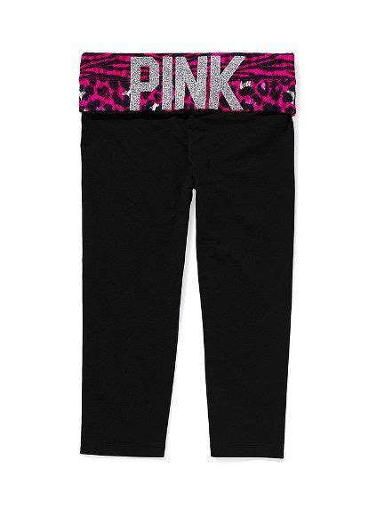 Every Girl Need A Hot Pair Of Pink Yoga Pants Training Clothes Victoria’s Secret Working