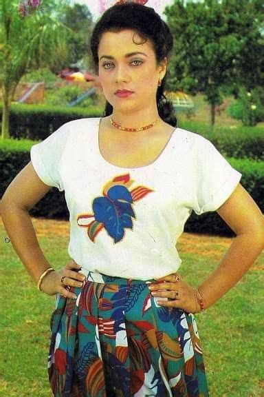 Pin By Prabh Jyot Singh Bali On Mandakini Fashion 1980s Indian Actress Pics Latest Funny Videos