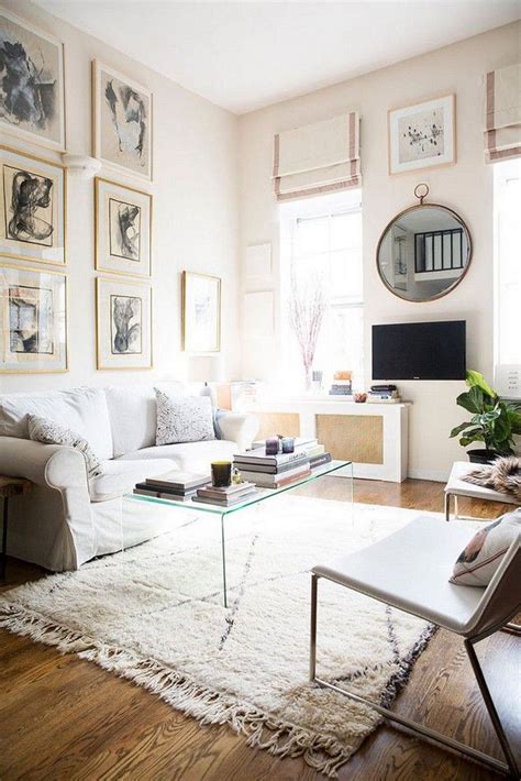45 Elegant Small Apartment Artwork Decor Inspirations Apartment