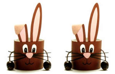Da passt das basteln mit klopapierrollen sehr gut. Ostern basteln lustige Upcycling Eierbecher aus ...