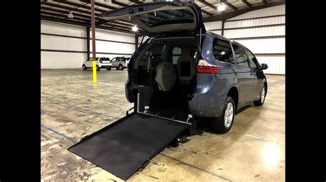 2015 Toyota Sienna Le Mobility Van Wheelchair Taxi W Super Wide 48