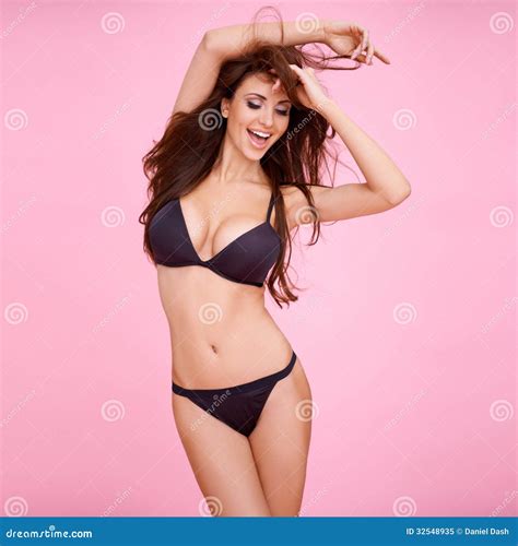 sexy frau in einem schwarzen bikini stockbild bild von sexiezpix web porn