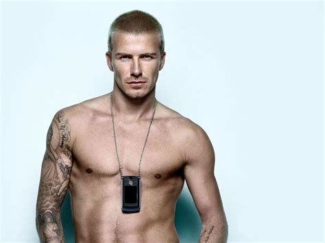 Kepet Kalungan Aret David Beckham