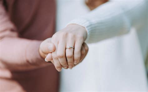 3 Wrong Reasons For Rushing Into Marriage Experts Share Why And More Her World Singapore
