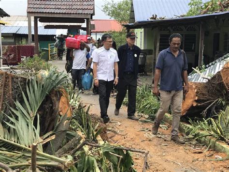 November 8, 2017november 8, 2017 nur dalila. Eco World Foundation lends hand to Penang flood victims ...